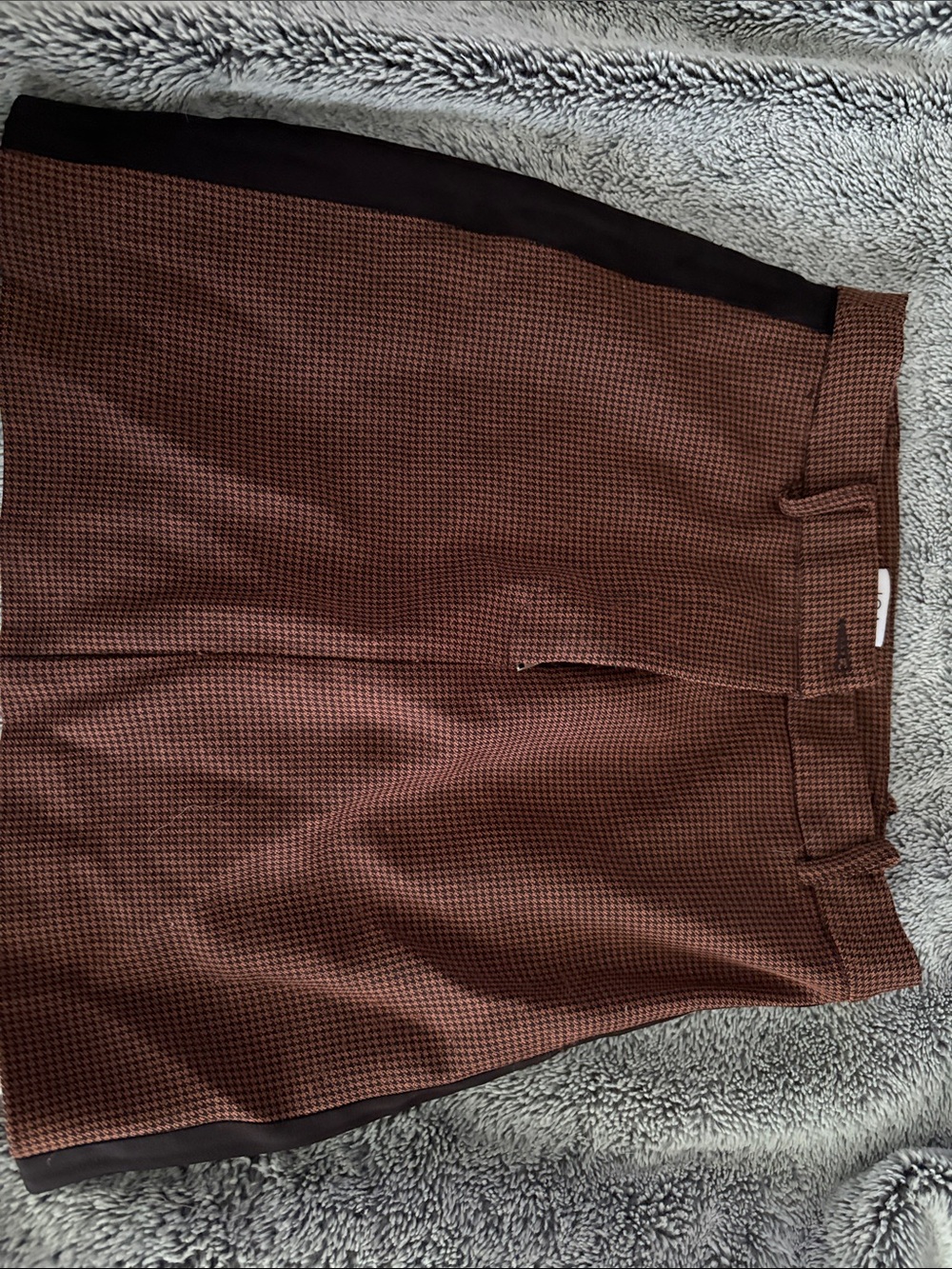 J.O.A. Brown Houndstooth Pencil Skirt with Black Trim